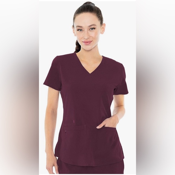 Med Couture Energy Women's Racerback V-Neck Shirttail Scrub Top, Wine - Picture 5 of 6